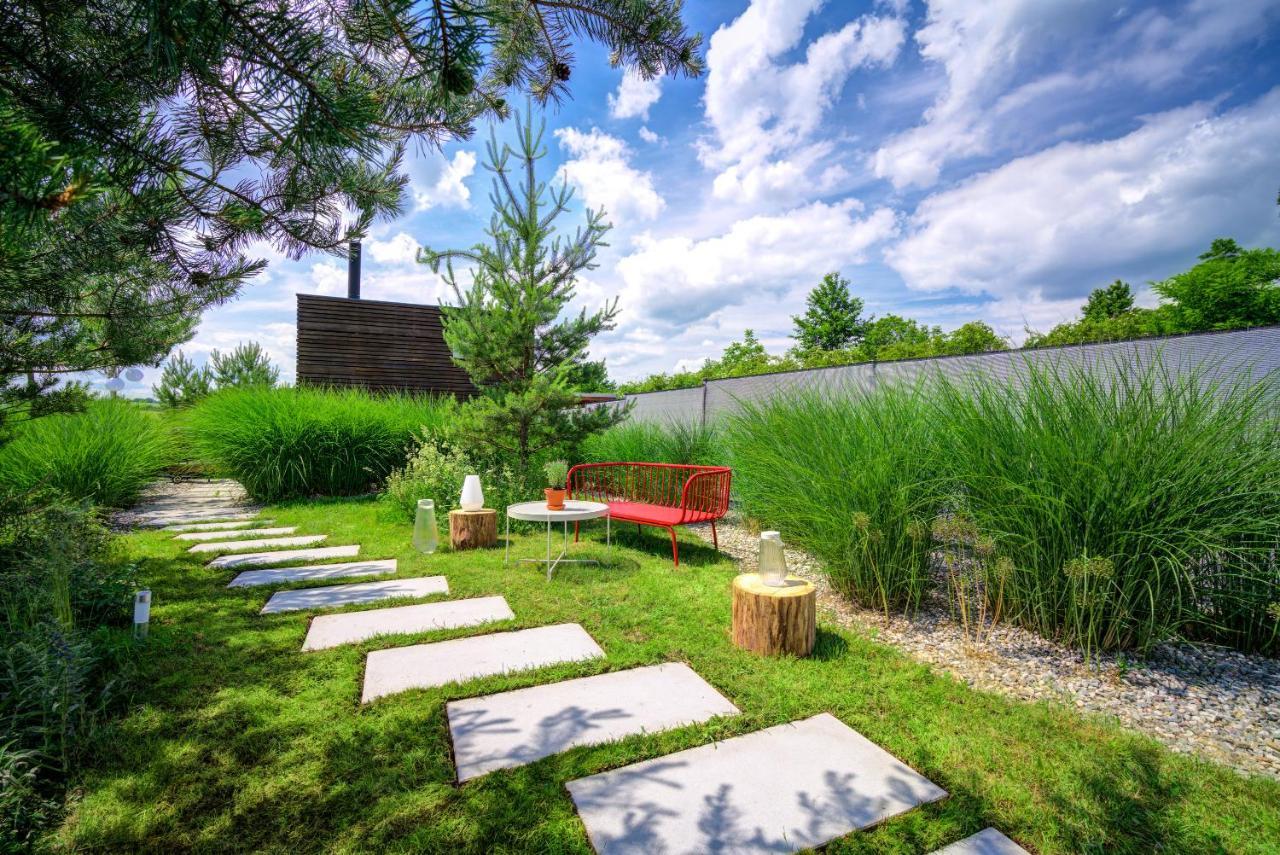 Nedomek By Homester Neslovice ภายนอก รูปภาพ